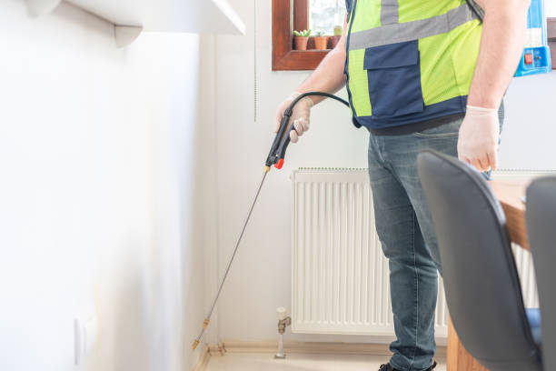 Best Exterminator Services  in Willoughby, OH